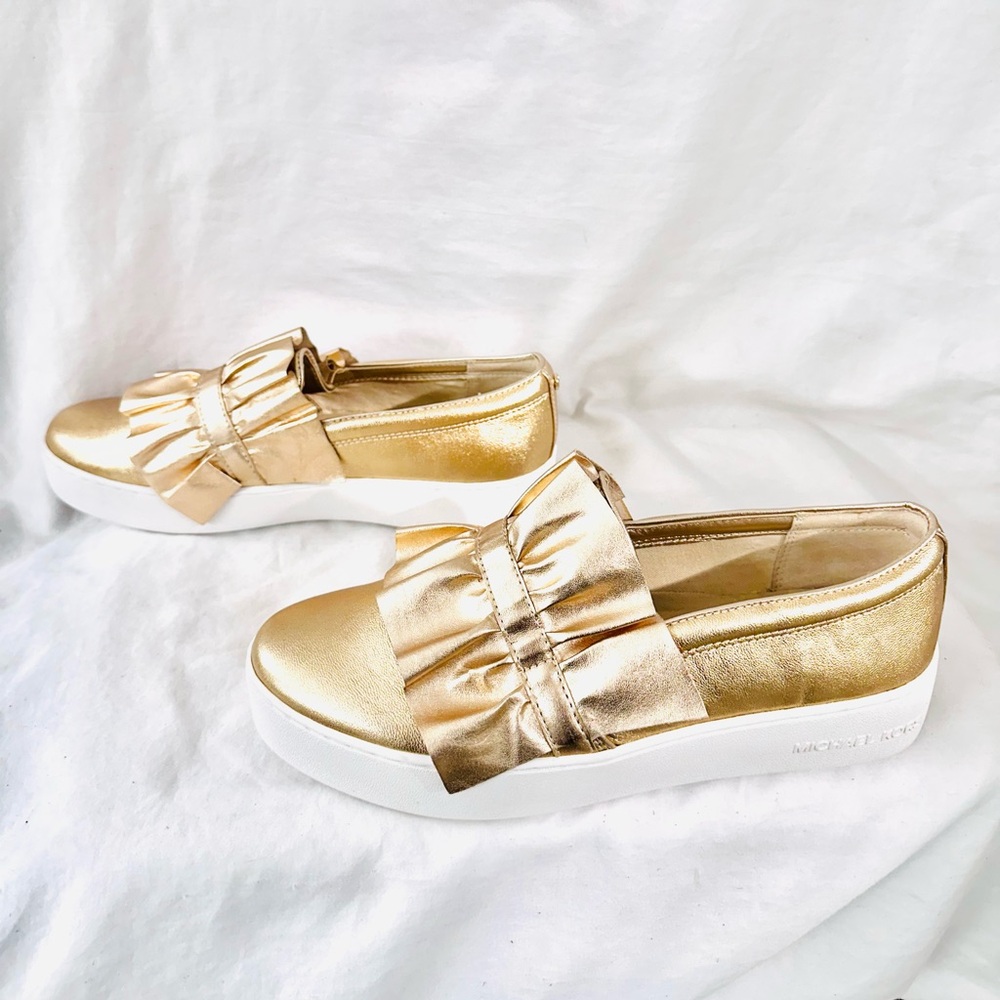 Michael Kors New Bella Sip on Ruffle Metallic Leather Platform Flats - Picture 5 of 17